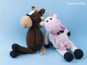 Amigurumi farm horse