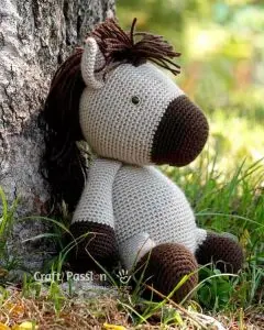 Craft Passion Yarn Horse