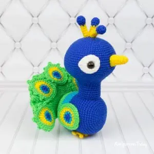 Peacock crochet pattern